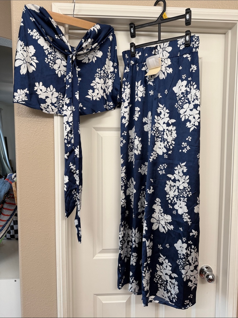 Elan Navy and White Floral Tie-Front Wide-Leg Jumpsuit